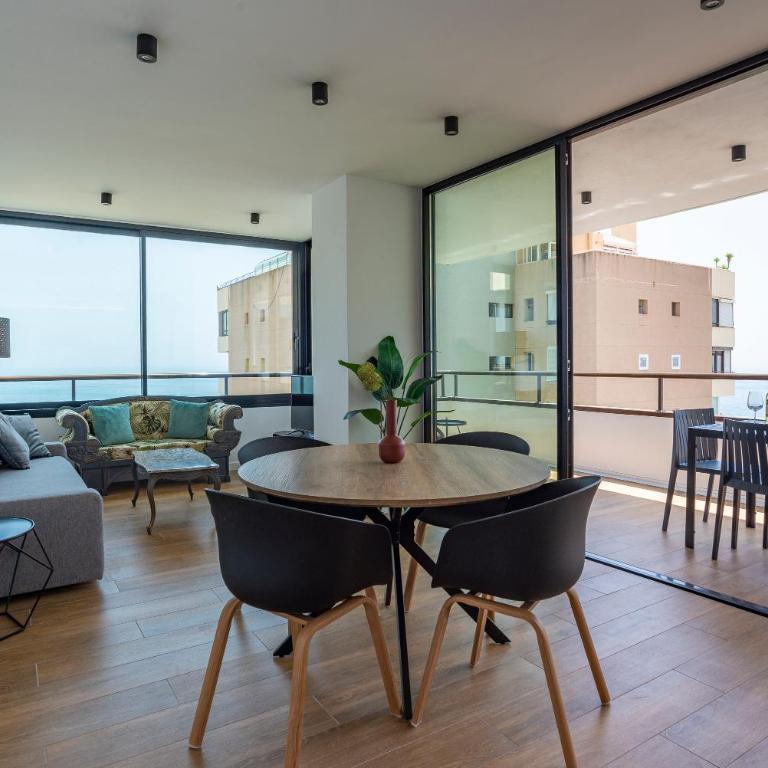 Playamar Waterfront Exclusive Apartment and views Tower 2 Fl 14 - Apartamento - 45