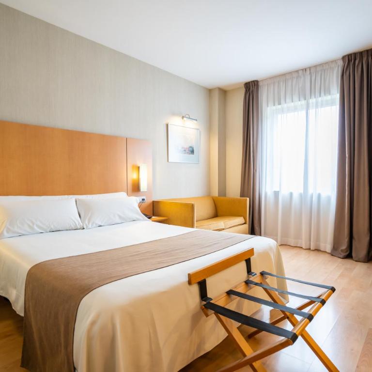 Posadas de España Malaga - Habitación Doble - 1 o 2 camas - 10