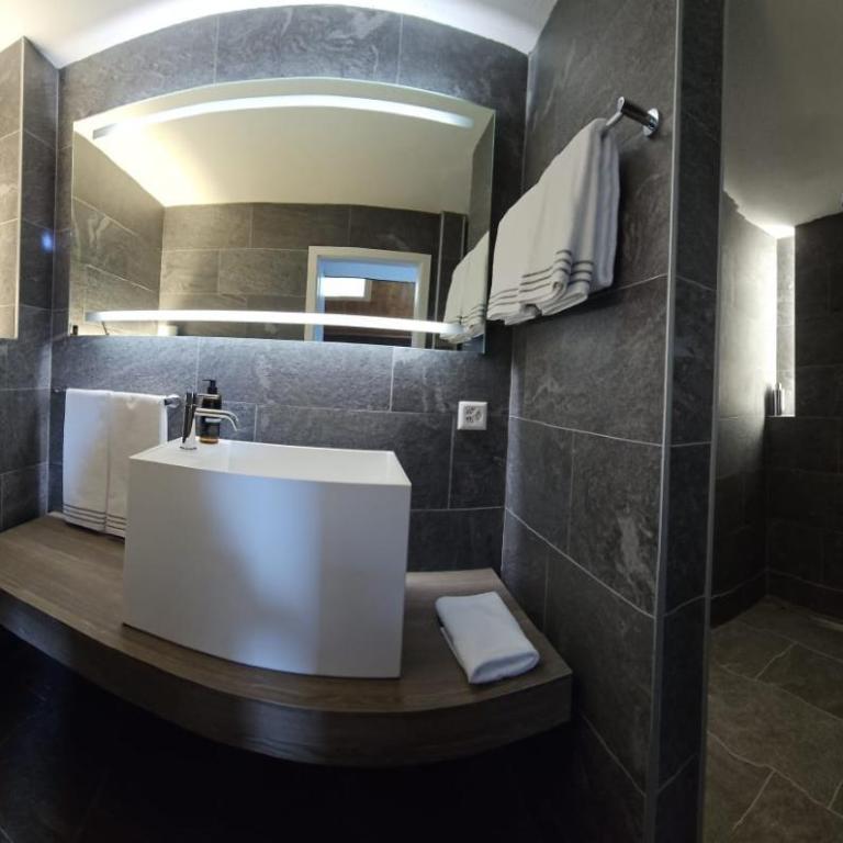 @ Home Hotel Locarno - Roof Family Suite with Balcony - 7