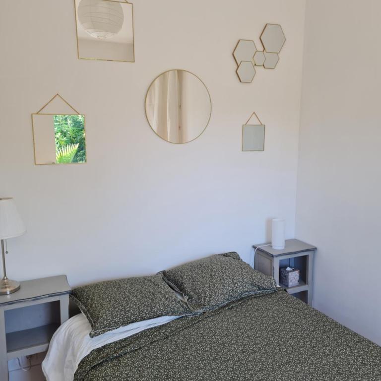 Studio en plein centre-ville de Perros-Guirec - One-Bedroom Apartment - 9
