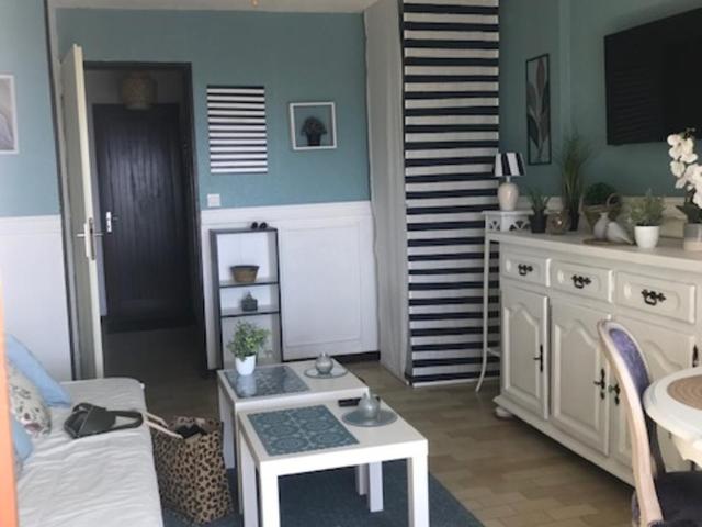 Vue imprenable sur mer- La perle de Saint Pierre La Mer - Two-Bedroom House - 6
