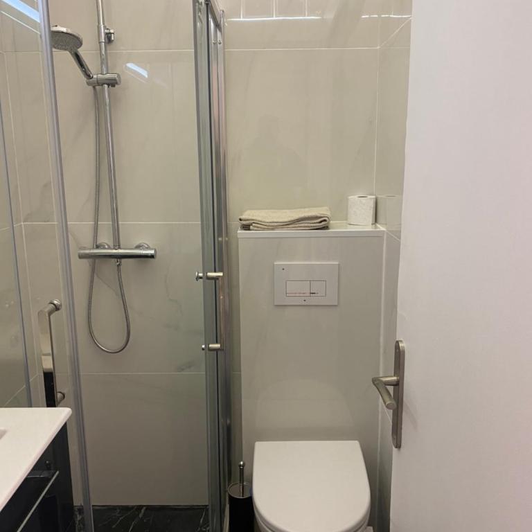 joli studio 2/4 personnes - One-Bedroom Apartment - 7