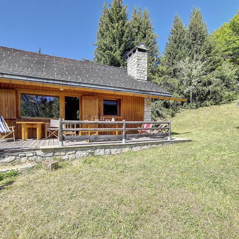 Chalet Méribel : Ski aux pieds, spacieux, lumineux avec cheminée - Chalet 3 Chambres - 15