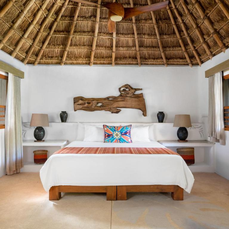 Mahekal Beach Front Resort & Spa - Ocean View Palapa King Bed - 10