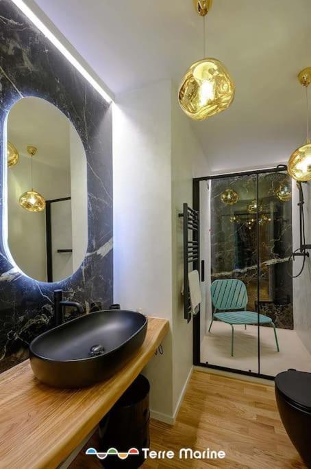 Under Bridge, TerreMarine - One-Bedroom Apartment - 15