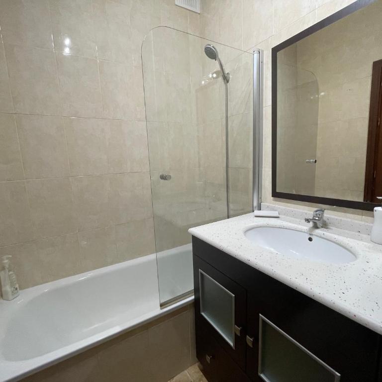 Alameda del Tajo III Centro Parquing - Apartamento de 3 dormitorios - 23