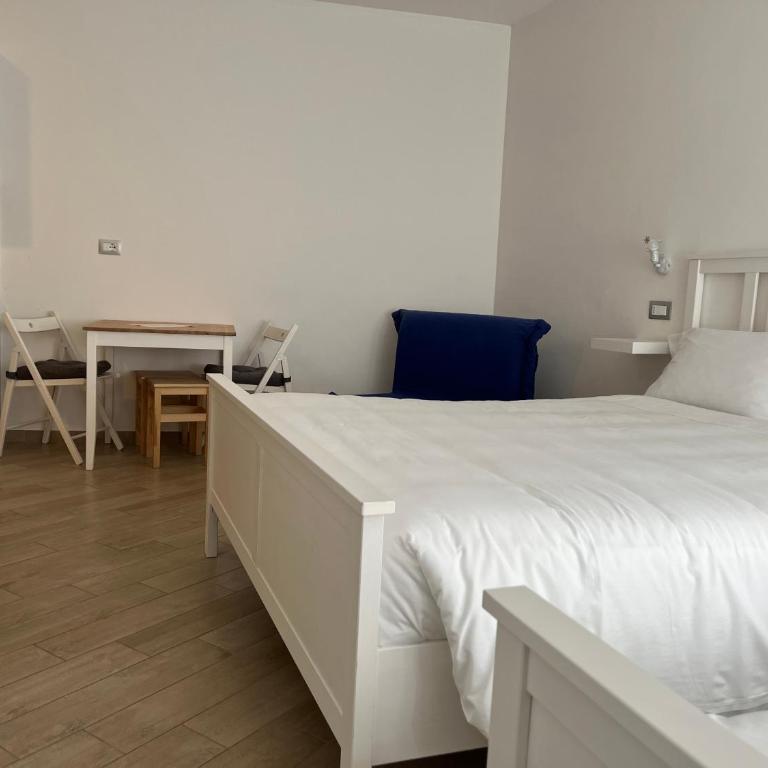 Cristallo di neve b&b - Großes Doppel-/Zweibettzimmer - 1
