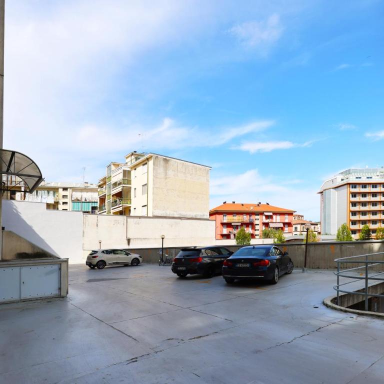 SUNRISE Residence - Appartamento con 2 Camere da Letto - 17