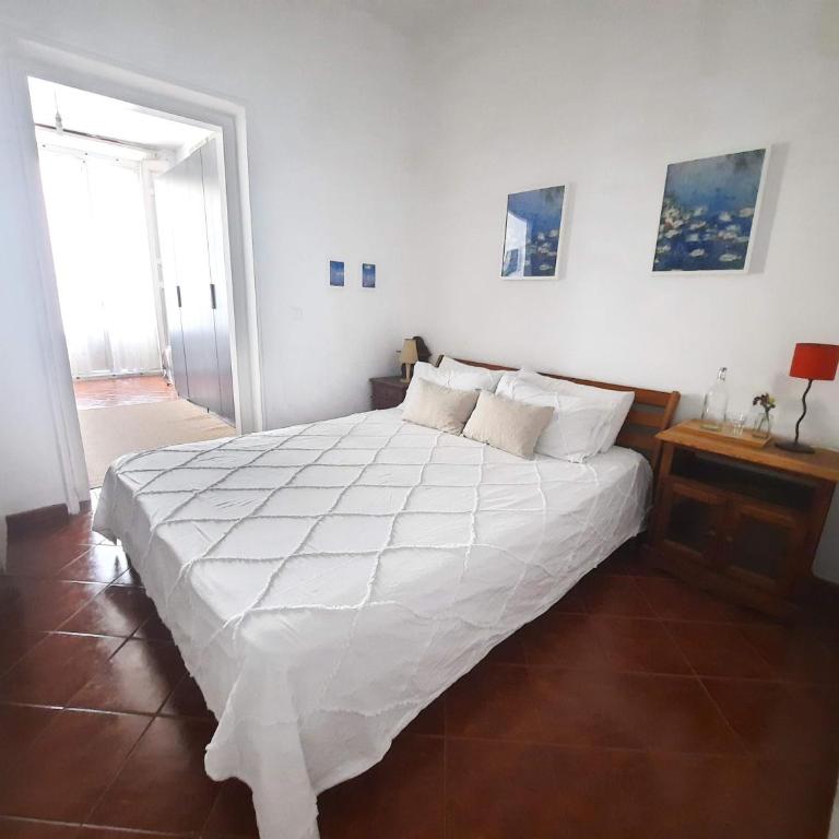 BARRIO DE LAS LETRAS, Corazón de Madrid - King Suite with Balcony - 1