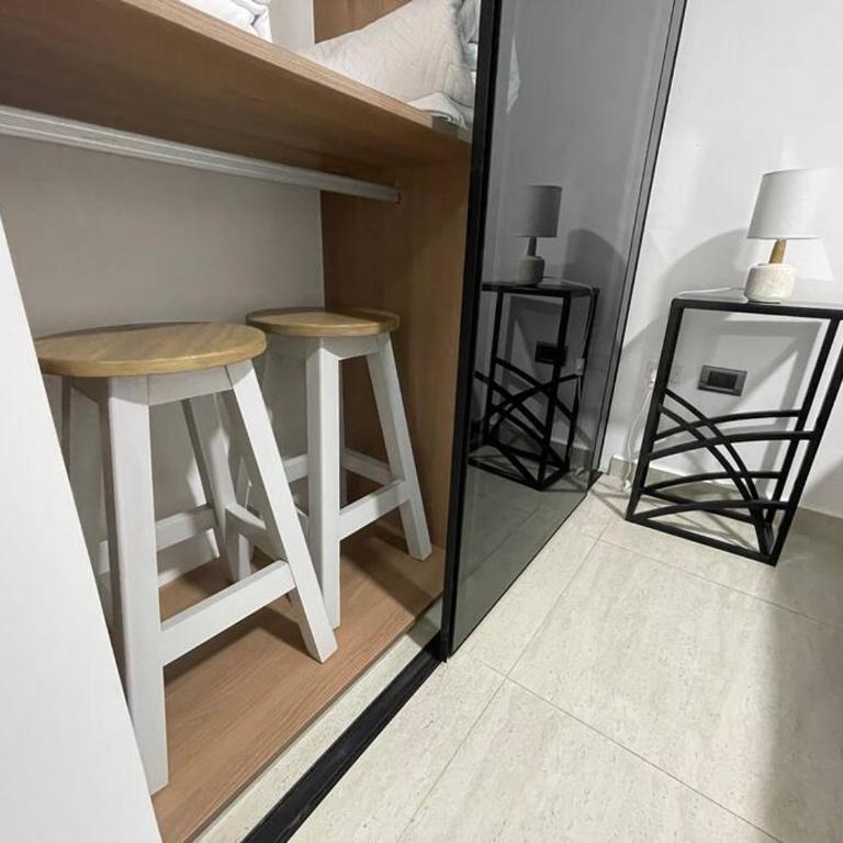 Bright and luxurious apto near the Mall las Brisas - Apartamento de 1 dormitorio - 2