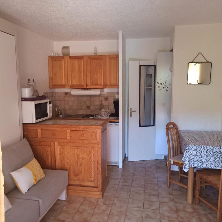 Studio avec piscine - Apartment with Garden View - 7
