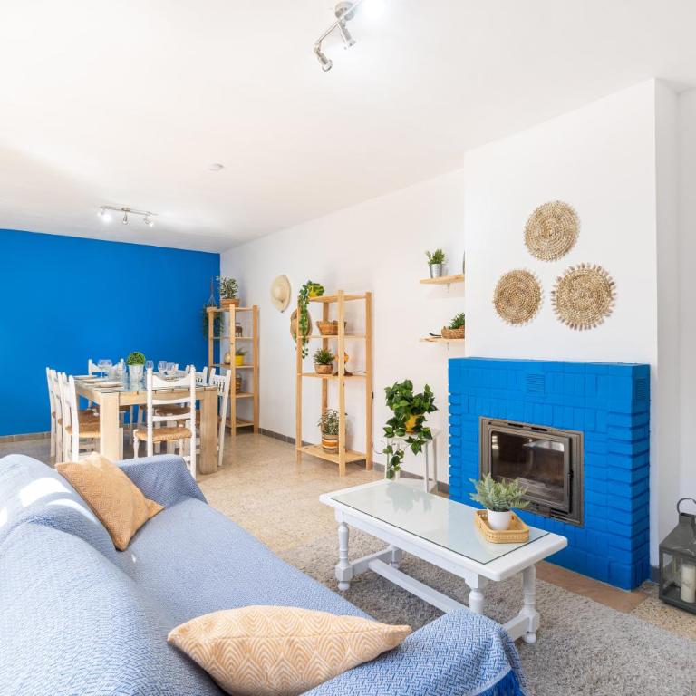 Cambrils Beach - 8 min to Beach - AC - WiFi - Terrace - 8 Guests - Casa - 20