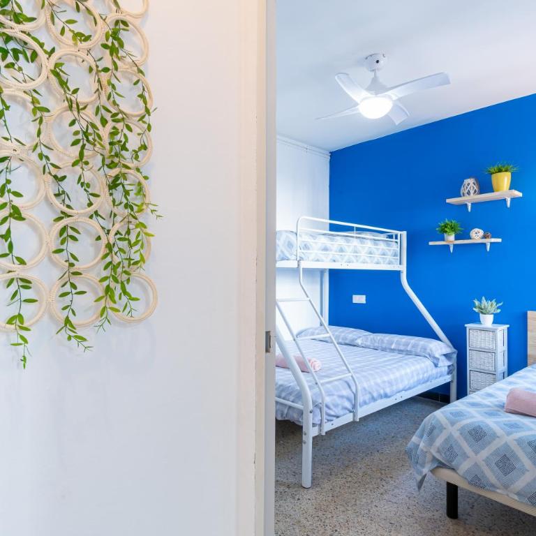 Cambrils Beach - 8 min to Beach - AC - WiFi - Terrace - 8 Guests - Casa - 38