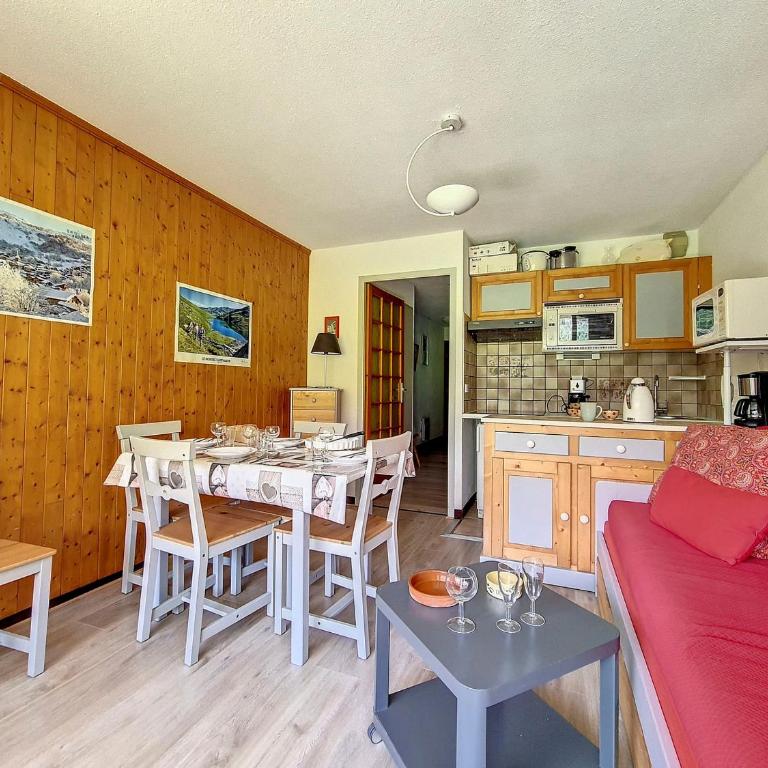 Appartement lumineux proche des pistes, balcon, 4 personnes - FR-1-344-1073 - Appartement - 12