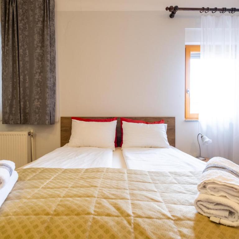 Guesthouse Rose - Deluks Dvokrevetna Soba sa Bračnim Krevetom - 8