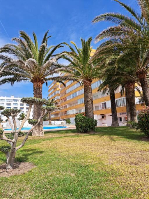 Holiday center Apartamento vistas mar, acceso directo playa y piscina - Apartamento de 2 dormitorios - 19