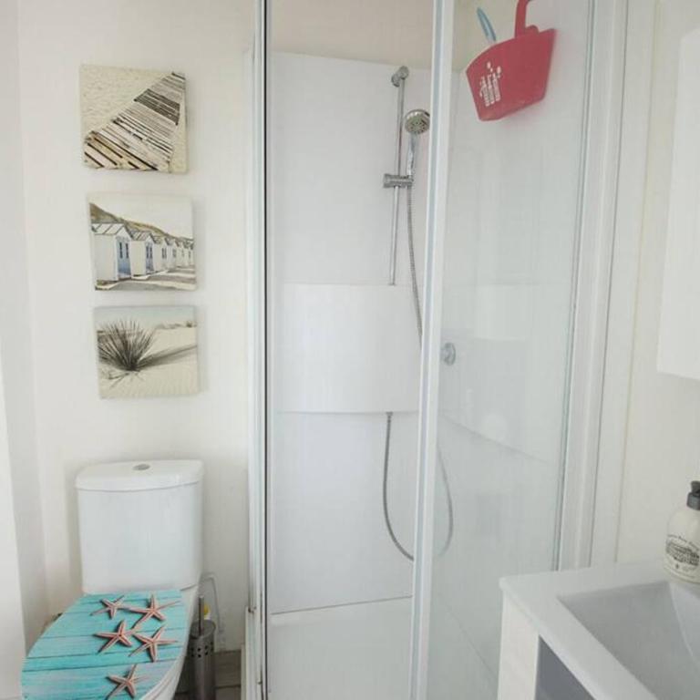 Joli studio à 3 min de la plage - rénové en avril 2025 - Appartamento con 1 Camera da Letto - 3