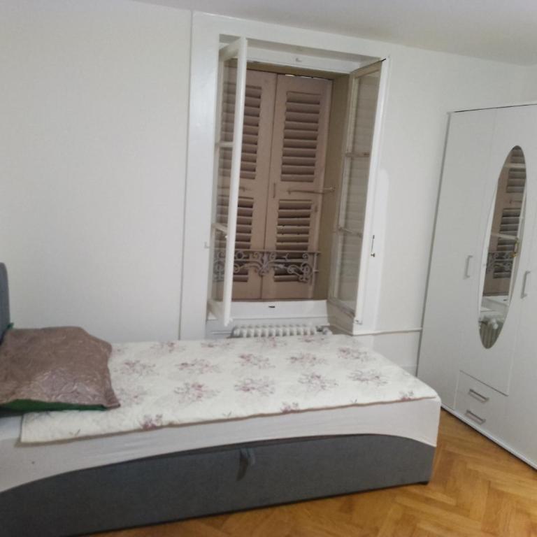 Charming flat center and near the lake - Chambre Familiale avec Salle de Bains - 32