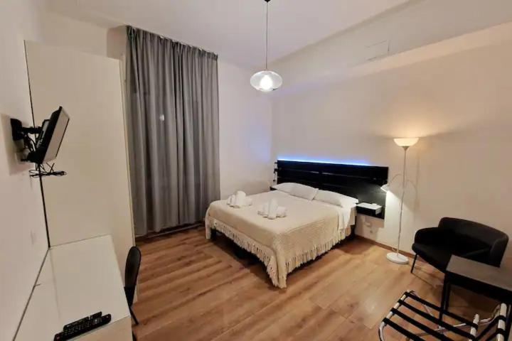 Fiera Station Apartment - Two-Bedroom Apartment - 10