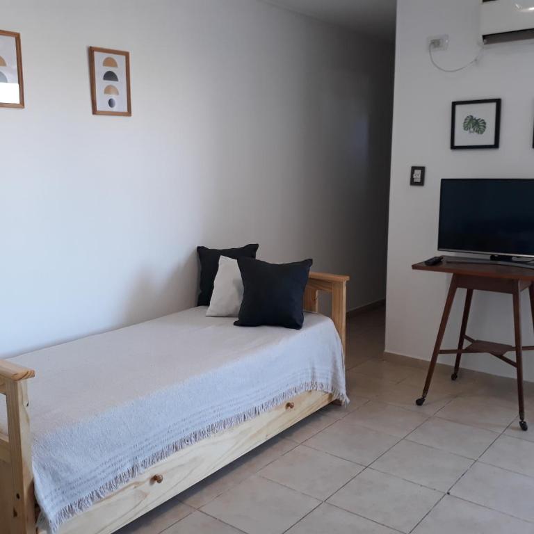 Departamento Vista Bella, céntrico y cercano a la terminal, Exc ubicación, playa estacionamiento cercana-económica - Apartamento de 1 dormitorio - 9