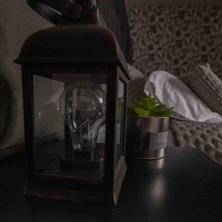 Morada Luna Polanco - Queen Room with Shared Bathroom - 8