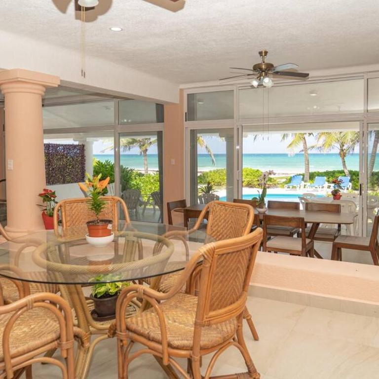 Villa Ixchel - right on the beach! - Villa - 13