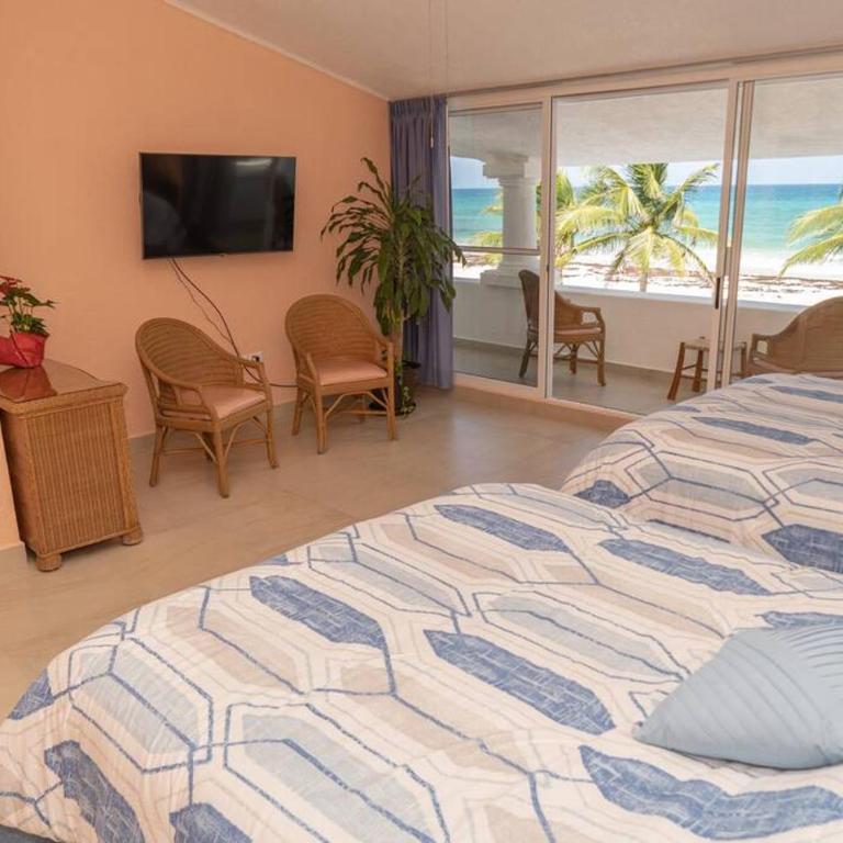 Villa Ixchel - right on the beach! - Villa - 42