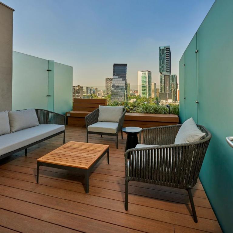 City Express Plus by Marriott Guadalajara Providencia - Habitación Doble con terraza - 1 cama doble grande - 3