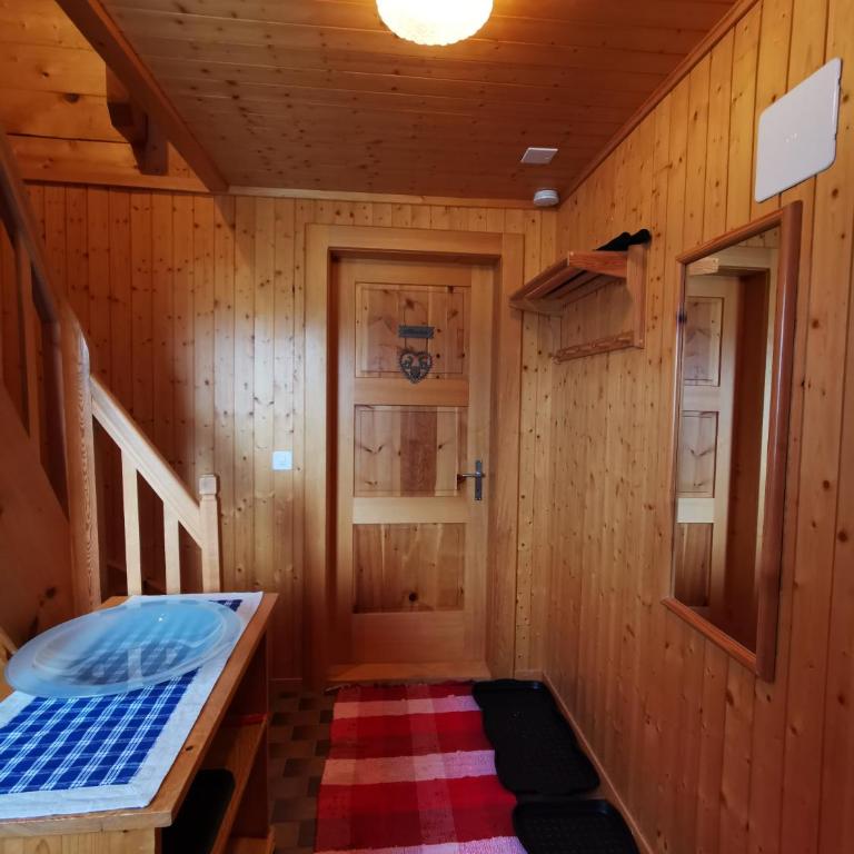 CHALET HÜTTLE - authentisch, ruhig, mitten im grün - Chalet con 3 Camere da Letto - 5