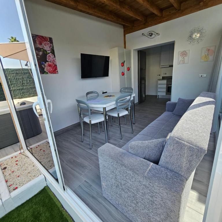 Chalet Luxury with privacy and Jacuzzi By Canarias prime homes - Chalet - 29