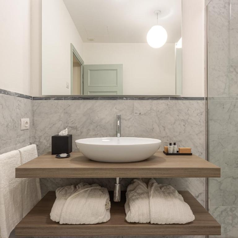Grand Universe La Residenza - Suite Camelia con 2 Camere da Letto - 3