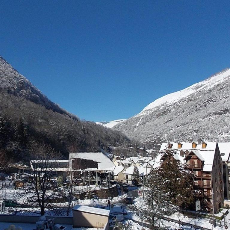 Luchon T2 Centre Ville avec Balcon Sud et Parking - Animaux Admis - FR-1-313-194 - Appartement (4 Adultes) - 10