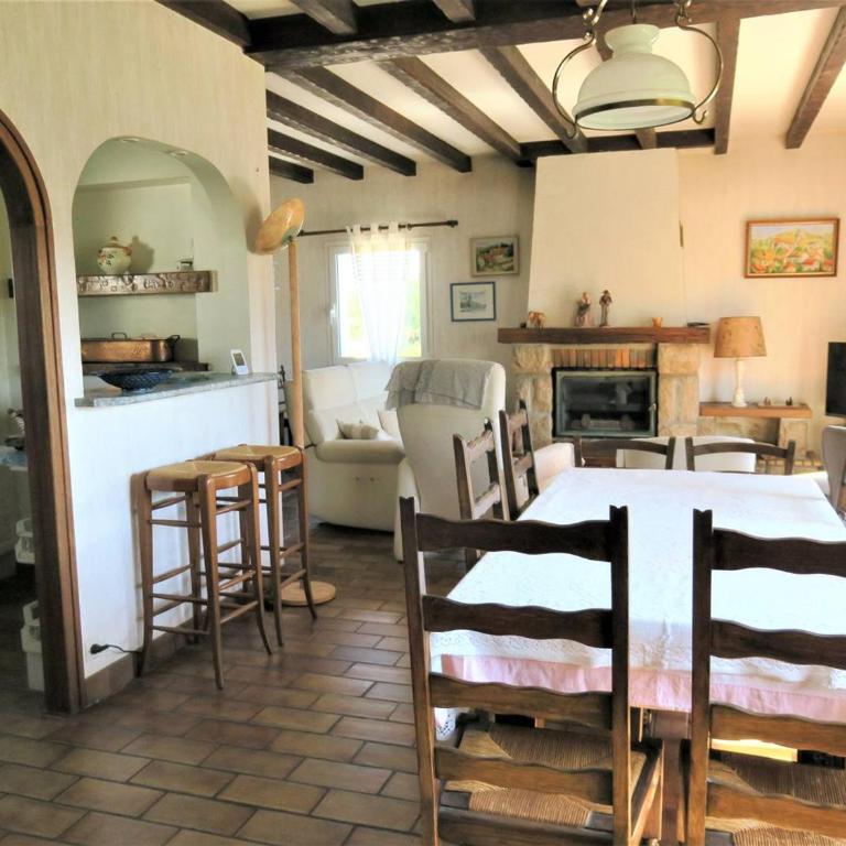 Maison conviviale avec jardin, WIFI gratuit, à 900m de la plage de Trestraou, Perros-Guirec - FR-1-368-291 - Maison de Vacances (9 Adultes) - 7