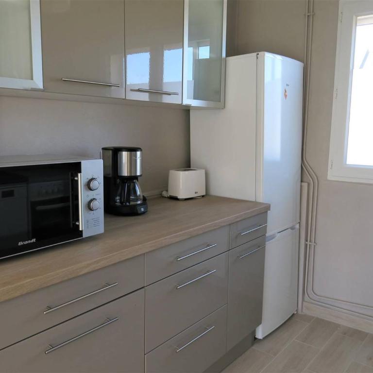 Maison renovée avec jardin, WiFi, à 1km du port de Ploumanac'h, Perros-Guirec - FR-1-368-303 - Casa per le Vacanze (6 Adulti) - 4