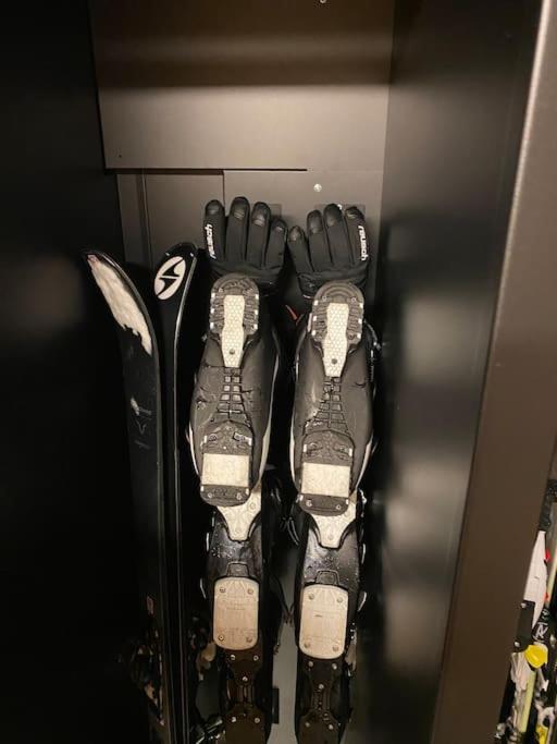 Appartement Haute gamme ski aux pieds, piscine, sauna. - Three-Bedroom Apartment - 30