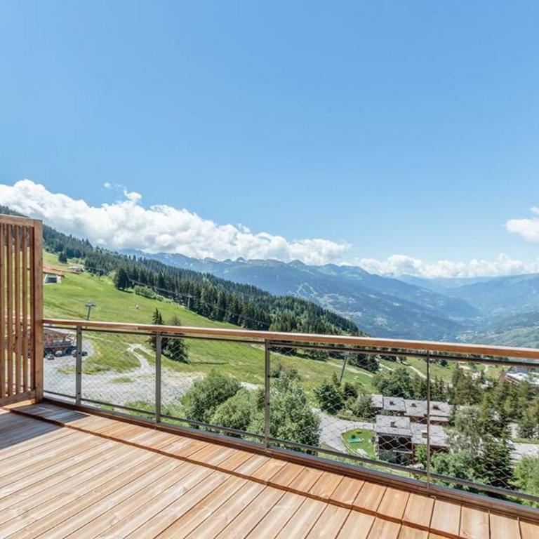 Appartement Haute gamme ski aux pieds, piscine, sauna. - Three-Bedroom Apartment - 43