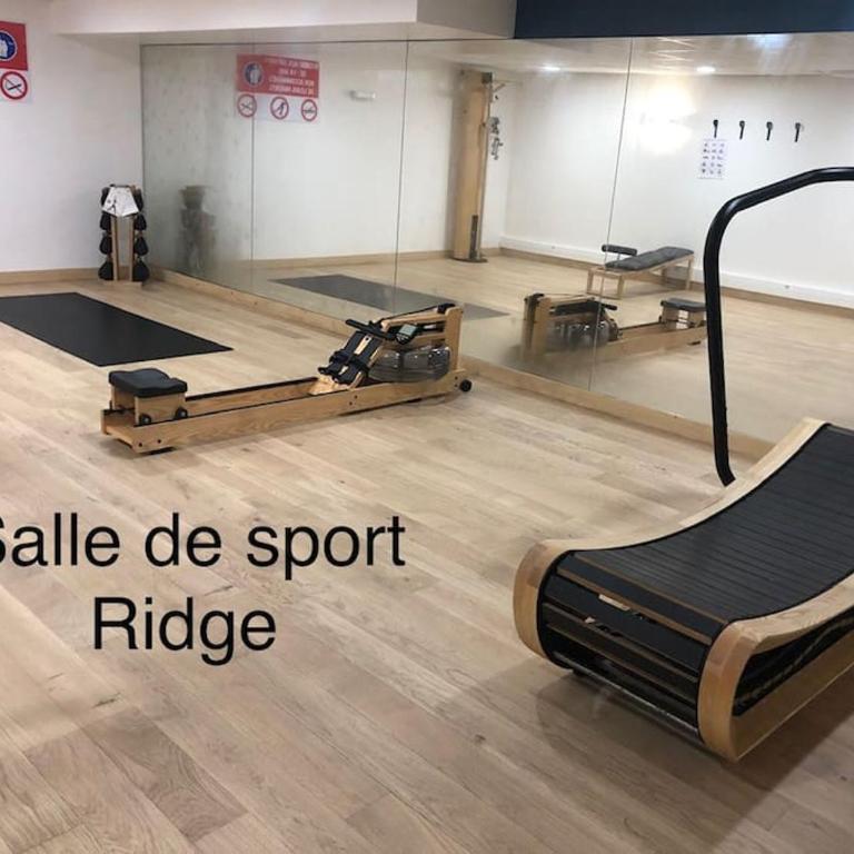 Appartement Haute gamme ski aux pieds, piscine, sauna. - Three-Bedroom Apartment - 31