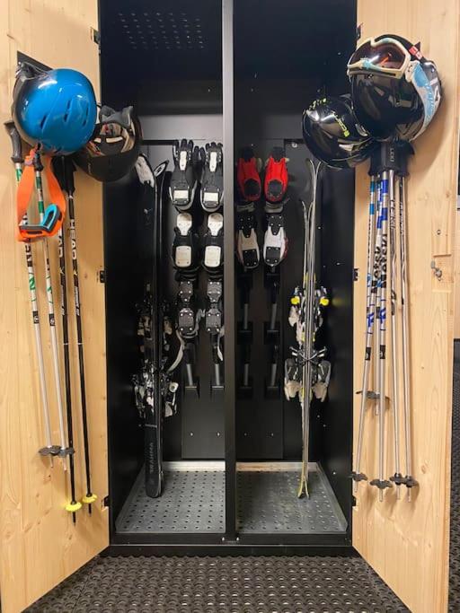Appartement Haute gamme ski aux pieds, piscine, sauna. - Three-Bedroom Apartment - 29