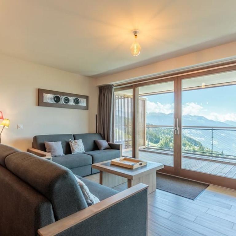 Appartement Haute gamme ski aux pieds, piscine, sauna. - Three-Bedroom Apartment - 4