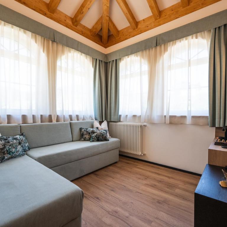 Hotel Garden - Junior Suite Deluxe - 4