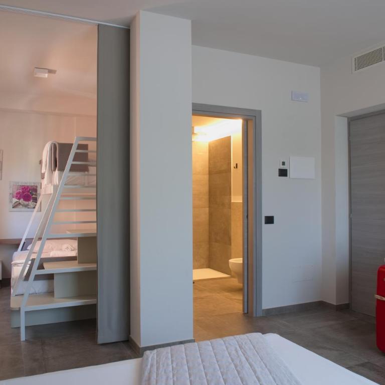 Via Goito 25 Rooms & Apartment - Camera Quadrupla con Bagno Privato - 7