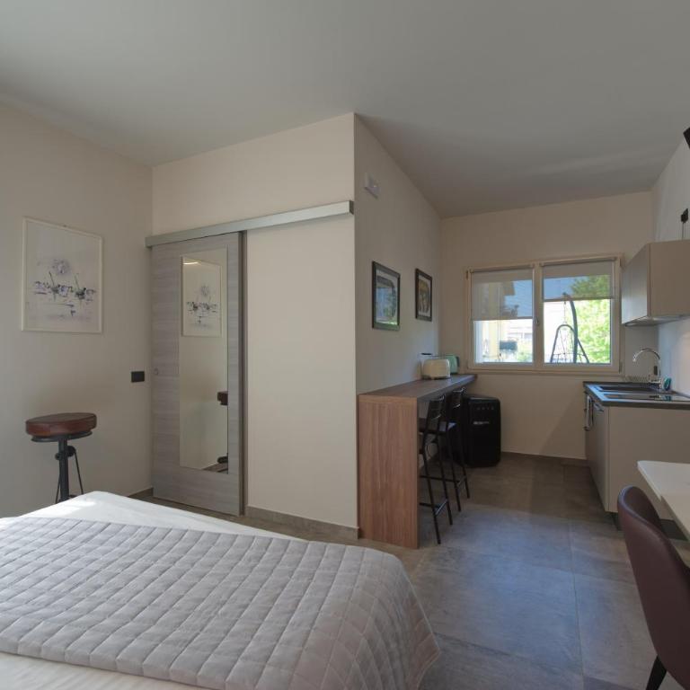 Via Goito 25 Rooms & Apartment - Ampia Camera Matrimoniale - 18