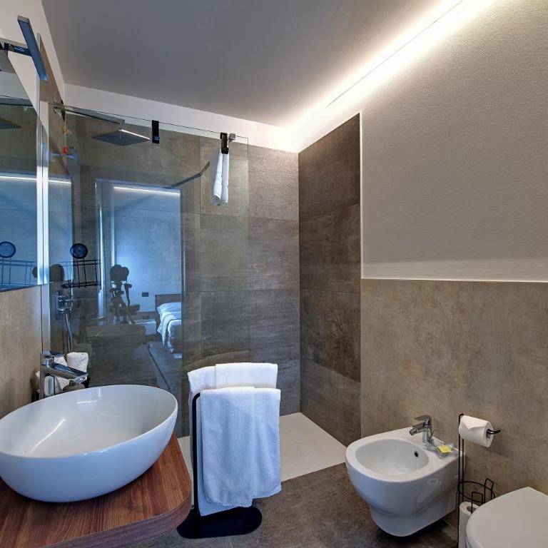 Via Goito 25 Rooms & Apartment - Ampia Camera Matrimoniale - 29
