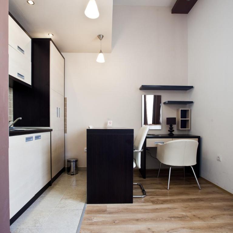 Apart & Spa Zoned - One-Bedroom Apartment - 6