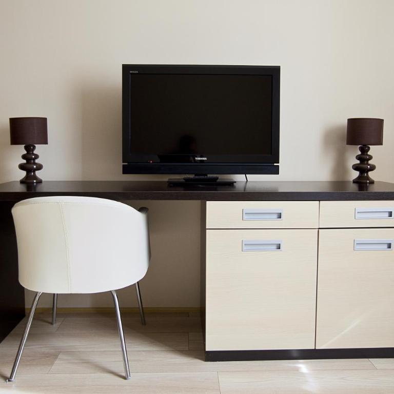 Apart & Spa Zoned - One-Bedroom Apartment - 8