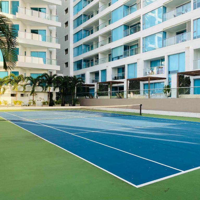 Luxury apartament with pool and 360 view - Three-Bedroom Apartment - 49