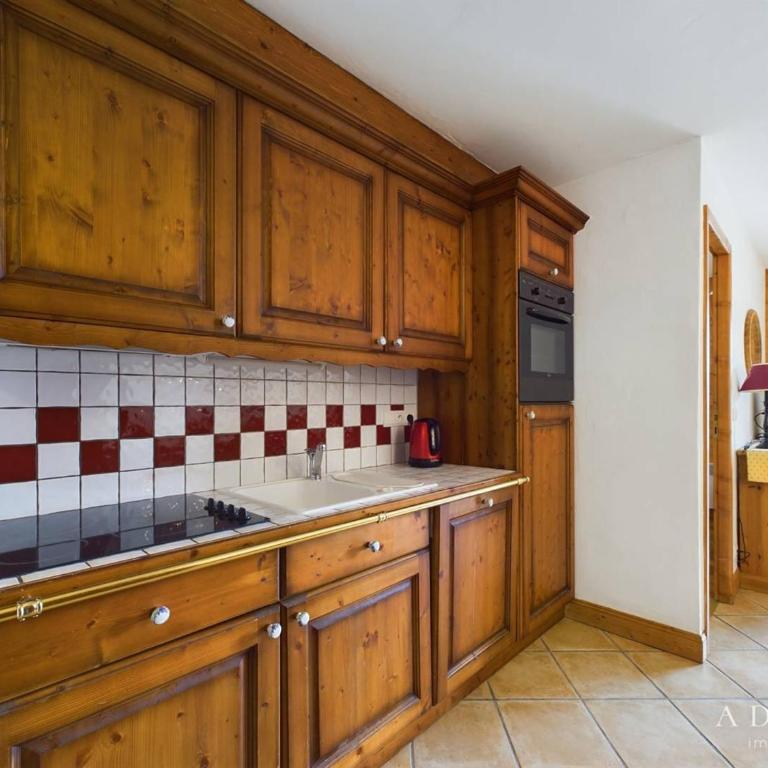 Charmant appartement 3* de 2 chambres avec balcon en plein centre, proche pistes et commerces - FR-1-398-499 - Appartement (6 Adultes) - 5
