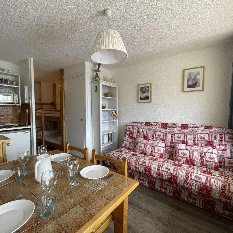 Studio Montgenèvre, 4 pers, RDC avec parking et balcon exposé ouest - FR-1-330D-45 - Appartement (4 Adultes) - 12