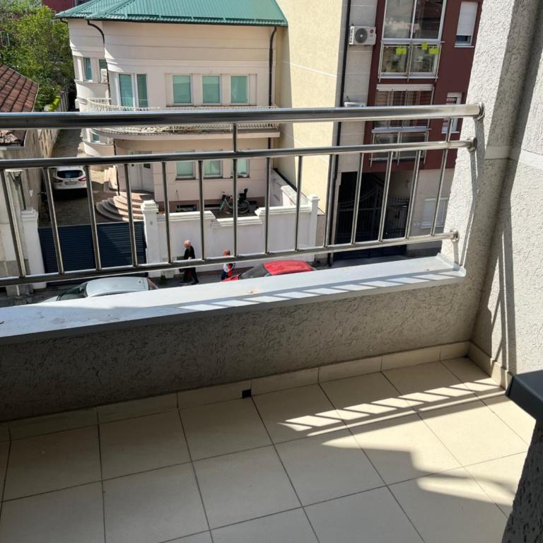 Central and bright 2 bedroom, 3 balconies - Apartman sa 2 Spavaće Sobe - 25