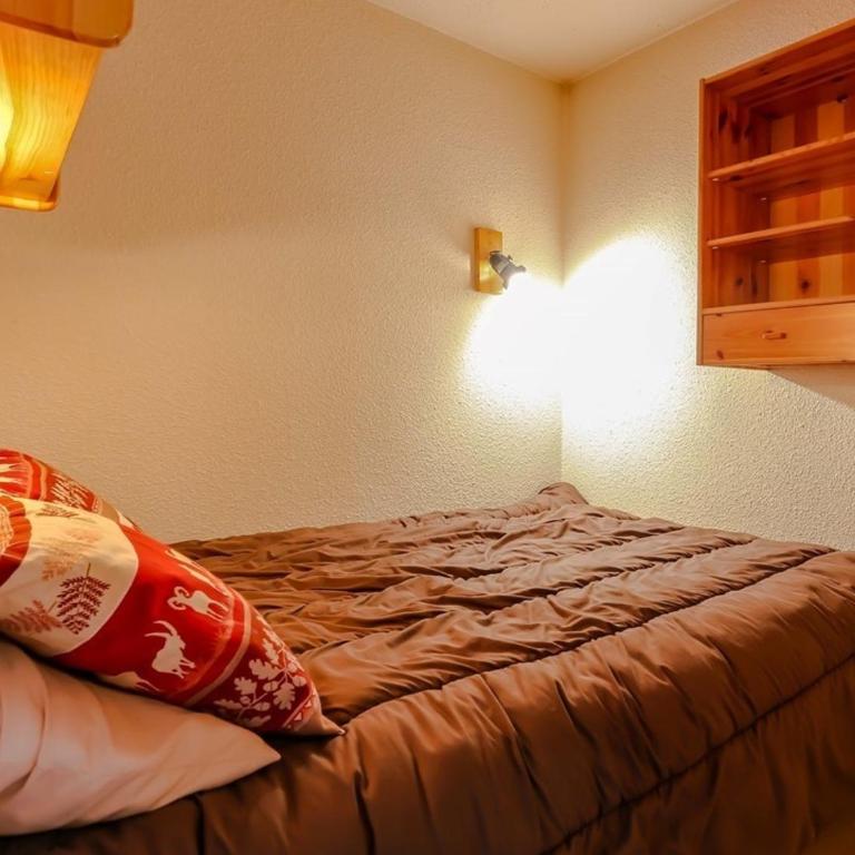 Appartement cosy à Val Thorens - 4 pers, balcon, proche pistes et commodités, 2 Flocons Argent - FR-1-637-46 - Apartment - 12